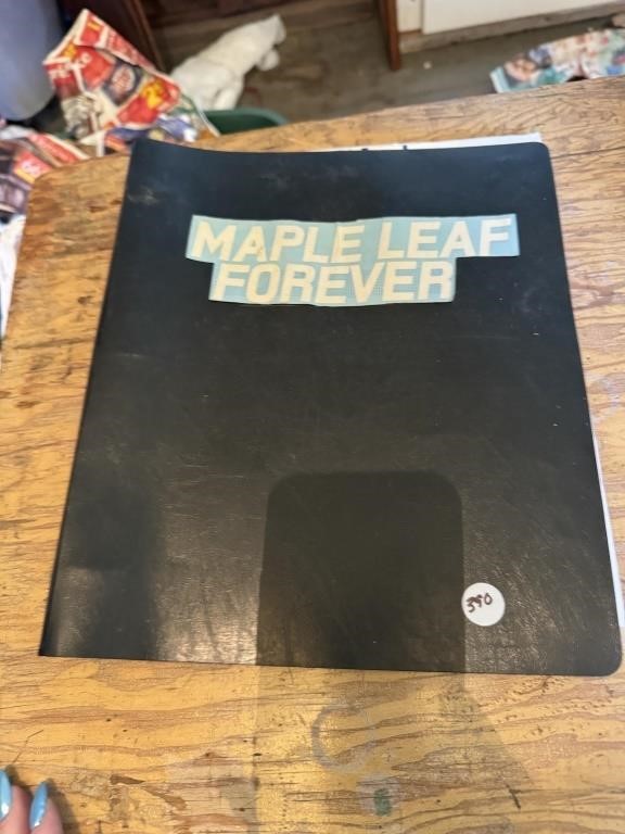 MAPLE LEAFS HOCKEY COLLECTIBLES