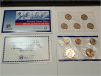 Uncirculated 2002 Philadelphia Mint coin set