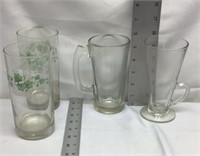 D3) VINTAGE GLASSES