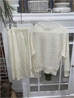 Vintage Matching 2 Piece Sweater Set Vivanti