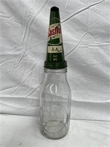 Genuine Castrol embossed quart bottle & tin top