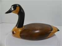 ROBT. KELLY WOOD CARVED CANADA GOOSE