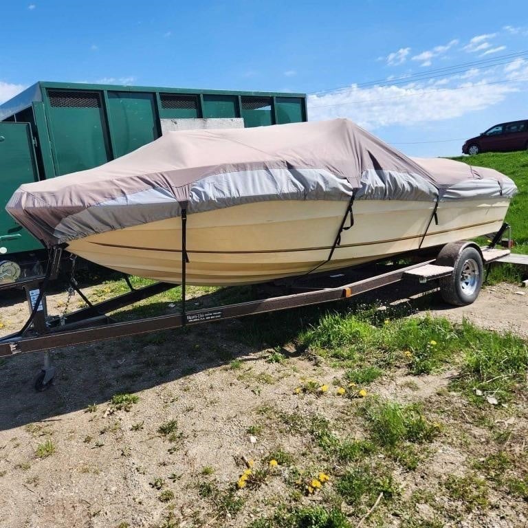 1982 18' Boat on trailer w ownership