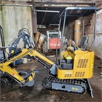 Unused AGT H15 Mini Excavator no oil or fuel