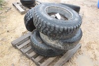 5-Bolt Wheels w/ Assorted 265/70R17 tires