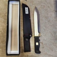 Unused Knife w Sheath 15total length