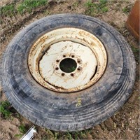 11R22.5 Wheel w weather checked tire