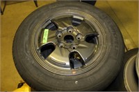 4  Michelin 195/65R15 Tires c/w Kia Rims