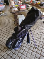 Strata Plus golf club set- w/ bag & head covers