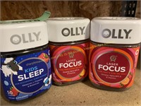 2ct.Olly laser Focus & Olly kids supplements