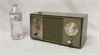Mid Century General Electric Solid State Radio