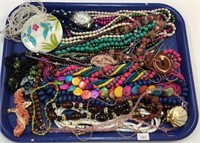 Tray lot of assorted vintage and costume jewelry