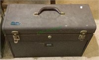 Great vintage rough matte finish toolbox
