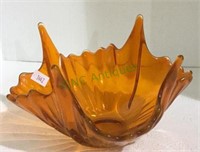 Beautiful orange mid century art glass bowl