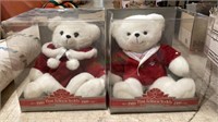 Beautiful vintage collectible, Mr. and Mrs. teddy