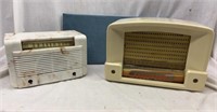 Vintage General Electric Radios (Cases)