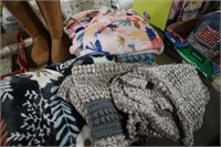 COLLECTION OF AFGHANS & THROWS