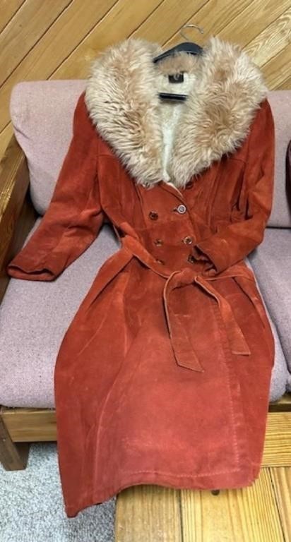 Lot #16 - Vintage 1970s Suede Ladies coat 14-16