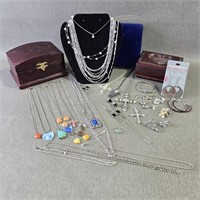 Collection of Costume Jewelry w/ Jewelry Boxes