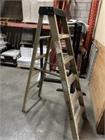Police Auction: Featherlite 6ft Ladder