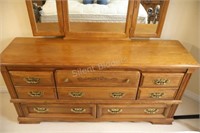 Oak Eight Drawer Dresser w Attached Mirror
