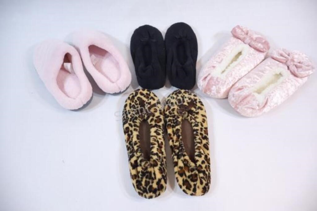 NEW - Assorted Women's Size 7 Slippers