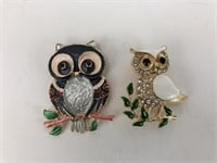 Owl pins , 2 vintage pins, no marks