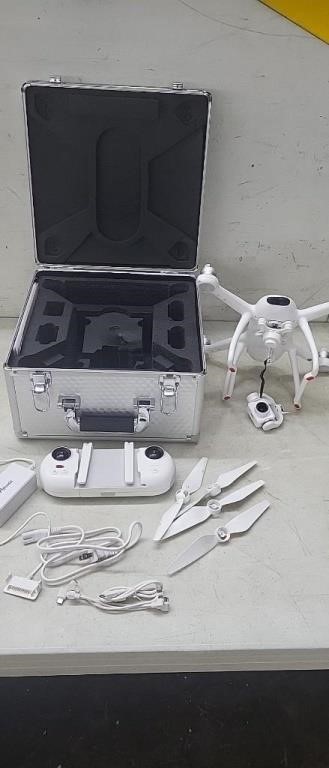 Dreamer Drone w/ Camera & Carrying Case