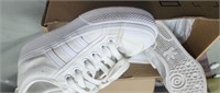 Size 6 adidas Women's Nizza Platform Sneaker -