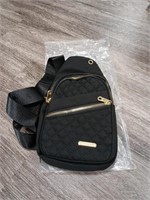 New black cross body purse with 3 zipper