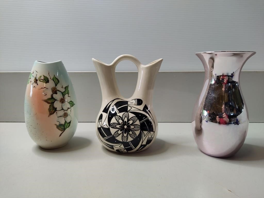 3 - Vases