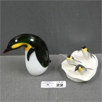 Signed Art Glass Penguin Paperweight