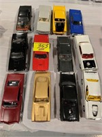 12 PLASTIC MODEL CARS