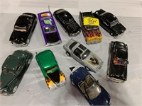 GROUP OF 9 DIECAST / METAL MODEL CARS