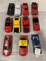 11 PLASTIC MODEL CARS