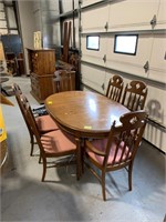 61" LONG DINING ROOM TABLE W/ 6 MATCHING CHAIRS