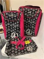 SET OF 3 PEACE SIGN PIONEER BRAND LUGGAGE