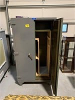 71" TALL NATIONAL SAFE CO COMBINATION SAFE -
