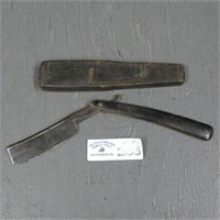 Early W. Graves & Sons Straight Razor & Case