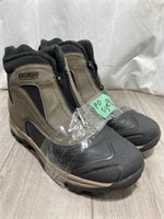 Khombu Men’s Boots Size 9 (pre Owned)