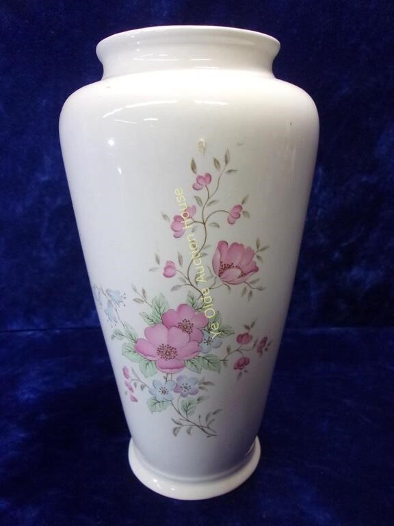 Melba Ware Porcelain Floral Vase