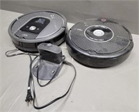 2-I-Robot Vacuums 1 Charger Dock