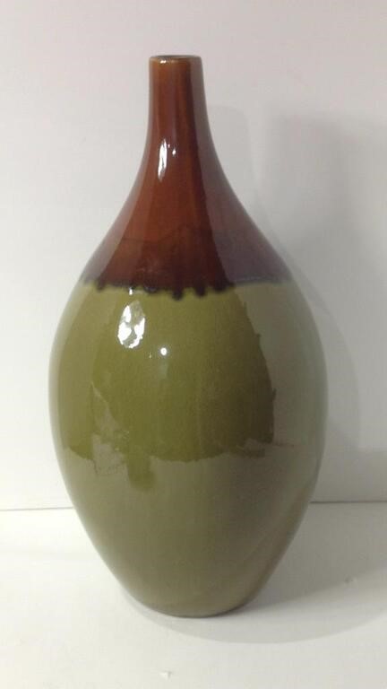 Large Modern Ceramic Reactive Glazed Vase. U7B