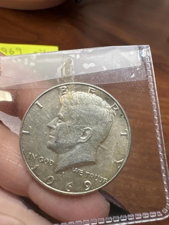 1969 silver Kennedy half dollar/40% silver