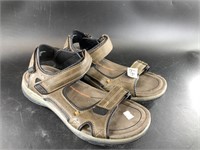 Pair of Birkenstock style sandals new, size 13