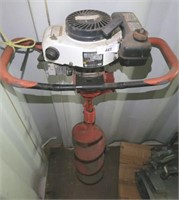 GAS POWERED AUGER