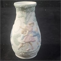 Lladro figured small vase - XB