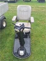 Pace Saver Premier 1-Person Battery Scooter