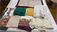 Table cloths & Pillow Sham
