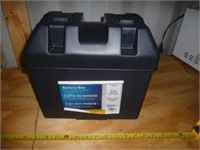 Camco Standard Size Battery Box - NEW